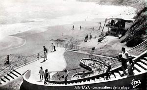 AIN TAYA - LES ESCALIERS DE LA PLAGE